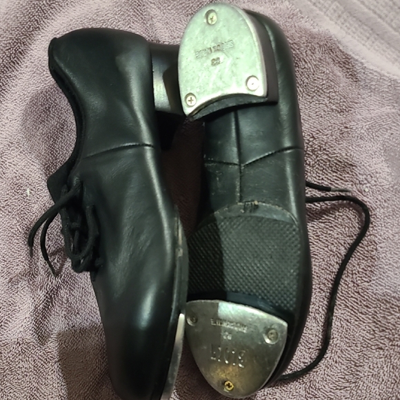 Bloch Girls - Picture 3 of 4